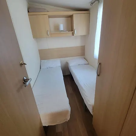 Mobil-home Climatise 6 A 8 Personnes *