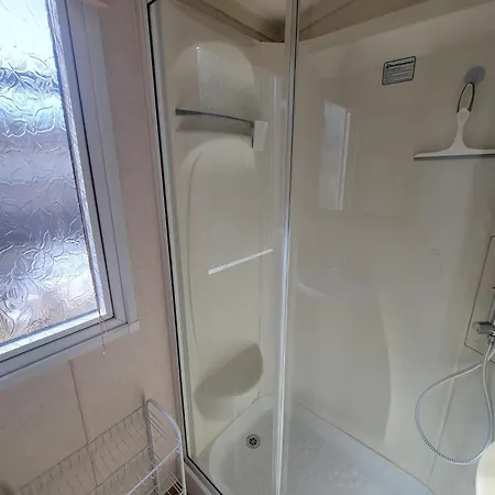 Mobil-home Climatise 6 A 8 Personnes Camping *